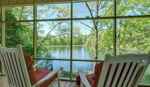 Waterfront cabin in the mountains. Peaceful, relaxing setting.
