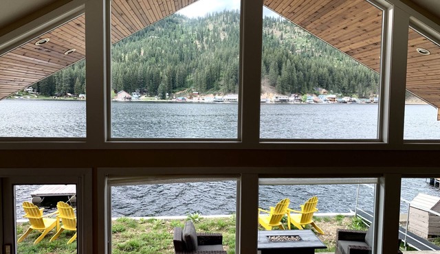 Waterfront Cabin on Deer Lake with Private Dock