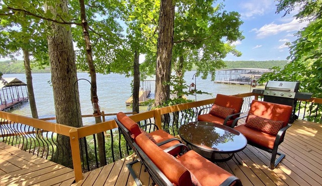 Waterfront Cabin ON the Lake | Dock + Huge Views