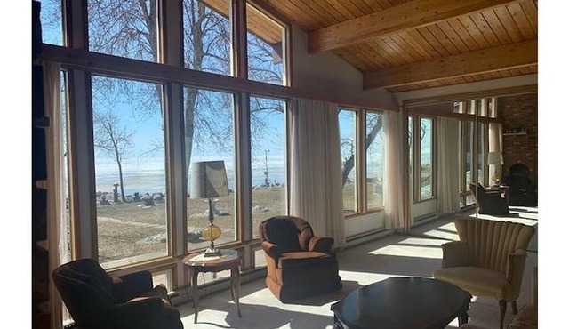 Waterfront cabin retreat