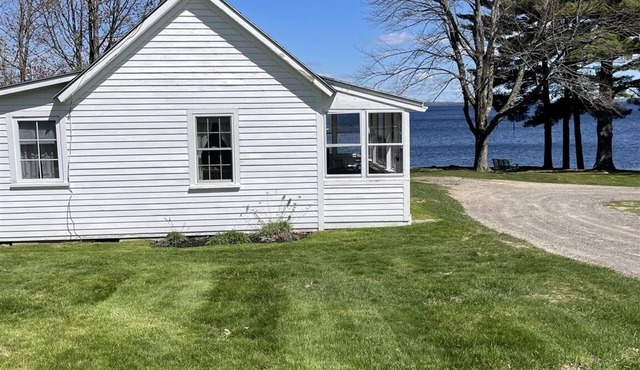 WATERFRONT CABIN SEBAGO LAKE