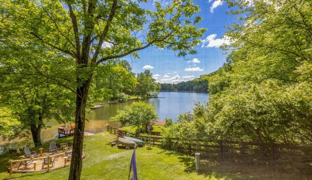 Waterfront Cabin 20 Mins to National Park & Massanutten!