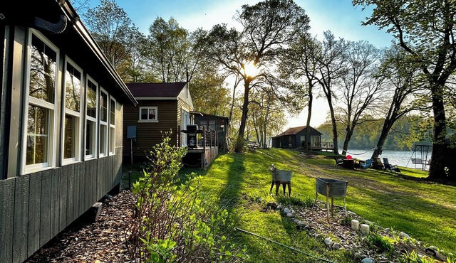 Waterfront Cabin w/Dock Access, Fishing & KayaksnBeach Retreat - Cabin 3