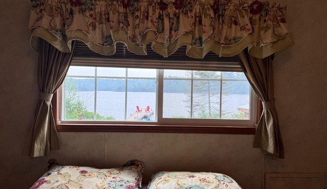 WATERFRONT CAMPGROUND WITH PARKMODEL HOME