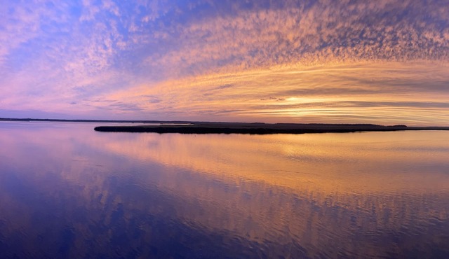 Waterfront campsite, a serene oasis for nature lovers and fishing enthusiasts! n