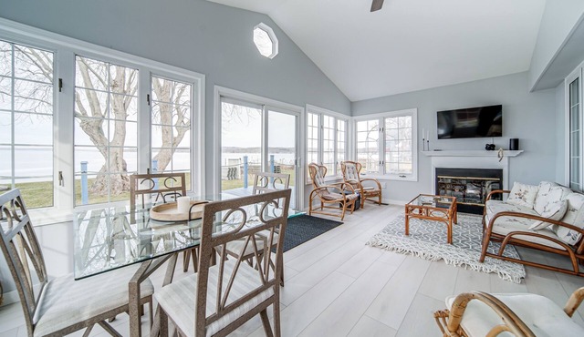 Waterfront Chautauqua Lake Home w/Stunning Views