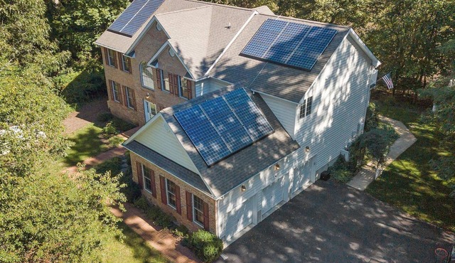 Waterfront Cheerful 6 BR Home with Private Pier