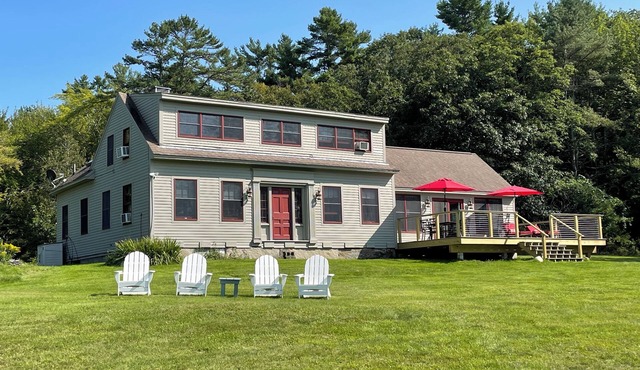 Waterfront, coastal GET AWAY on 53 acres, Pet friendly