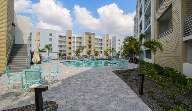 Waterfront, Community Pool, Sea La Vie