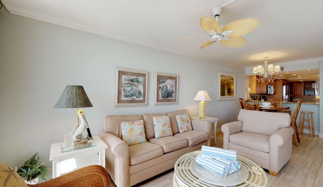 Waterfront condo w/WiFi, furnished balcony and easy beach access