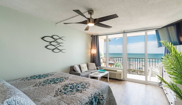 Waterfront Condo w/KING sized Bed!
