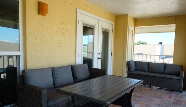 Waterfront condo in Tierra Verde near Fort Desoto and St Pete Beach