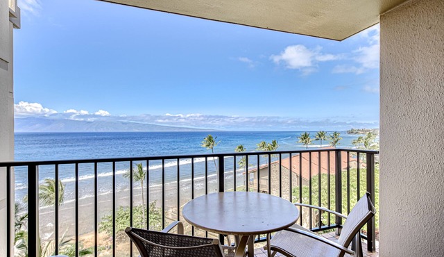Waterfront Condo Just Steps from the Beach - Resort Pools, Hot Tubs & More