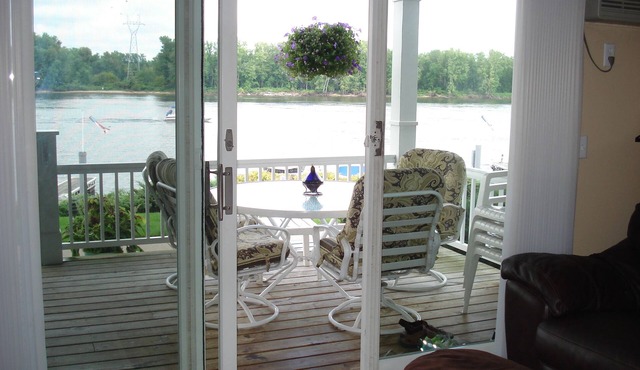 Waterfront Condo steps from the Mississippi River