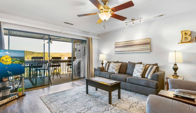 Waterfront Condo with Amazing Amenities