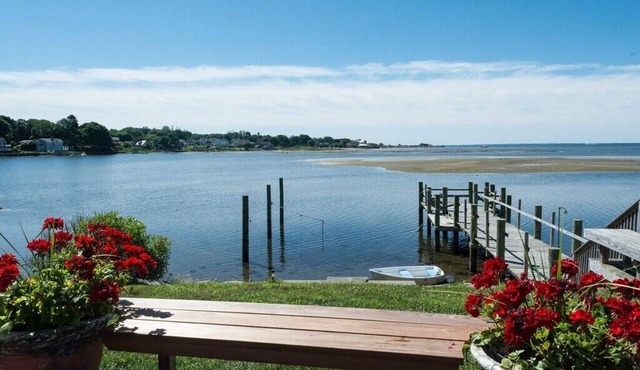 Waterfront Contemporary w/Dock overlooking Long Island Sound