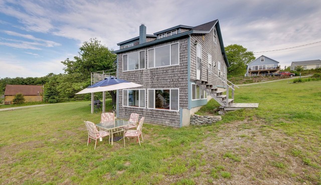Waterfront Cottage - 17 Mi to Acadia Ntnl Pk!