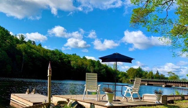 Waterfront cottage with great view