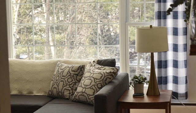 Waterfront Cottage| Firepit Family Retreat 10mins to DT Huntsville & Deerhurst