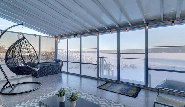 Waterfront cottage - Lac Magog