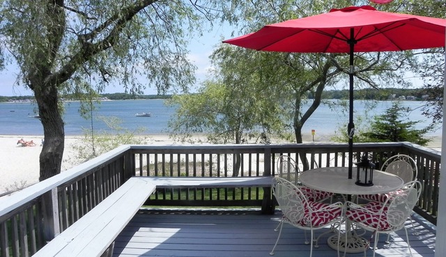 Waterfront Cottage On Buttermilk Bay At Indian Mound Beach