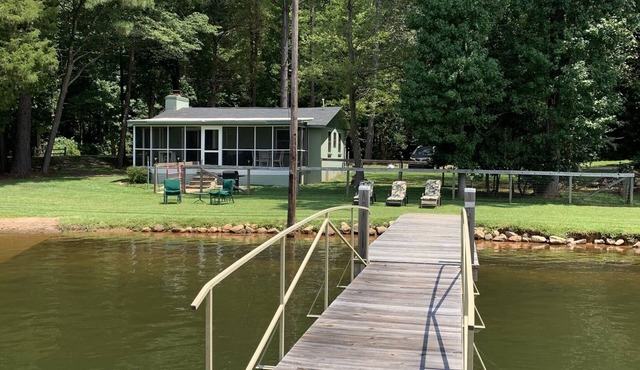 Waterfront Cottage on Lake Murray in Chapin, SC