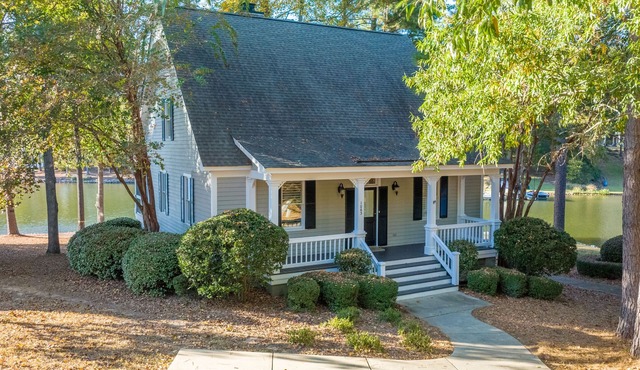 Waterfront Cottage - Reynolds Lake Oconee at Marina Cove