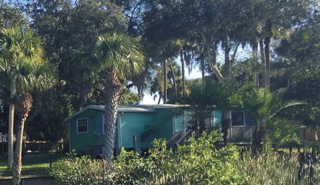 Waterfront Cottage Rental with a Dock on the San Sebastian River, Florida