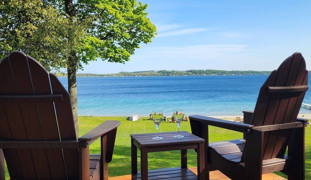Waterfront Cottage - Up North Perfection Awaits.