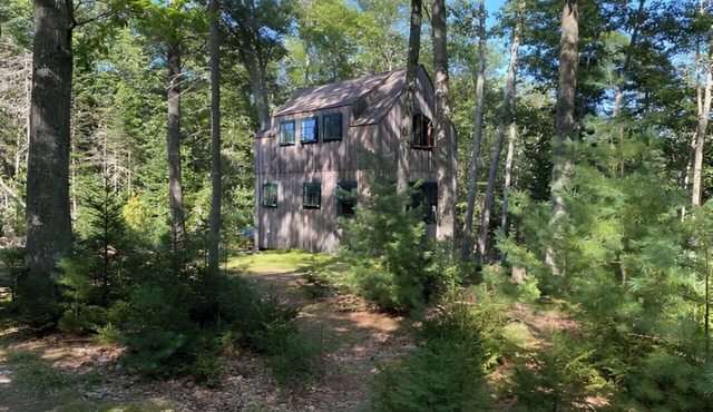 Waterfront Cottage on Beautiful Horseshoe Cove, Cape Rosier, Brooksville