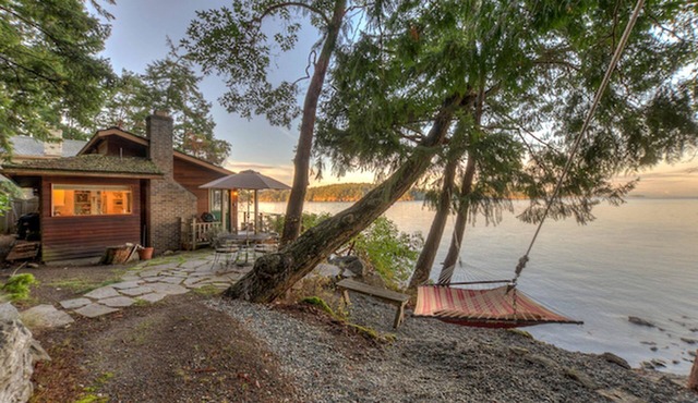 Waterfront Cottage Rental with Spectacular Sunset Views on Orcas Island, Washington