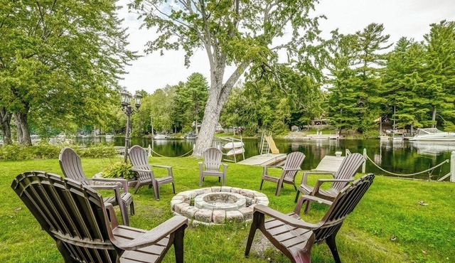 🌊Waterfront Cottage w/Dock, 🔥Hot Tub & Sauna | Fishing & Boating | Sleeps 8