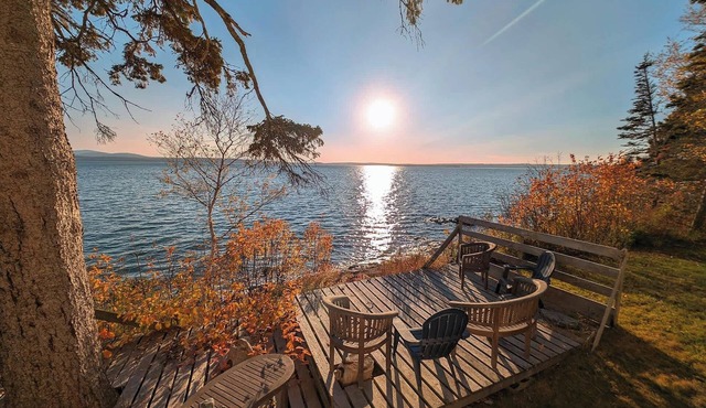 Waterfront Cottage w/Private Beach & Stunning Views