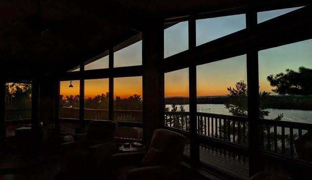 Waterfront cottage with expansive views of both Lake Nipissing and Callander Bay