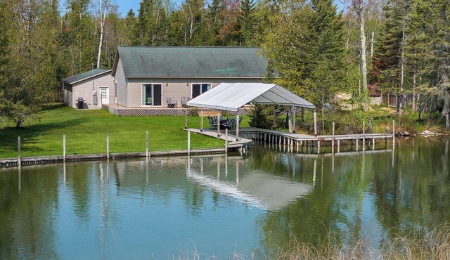 Waterfront Cottage with Covered Boat Slip