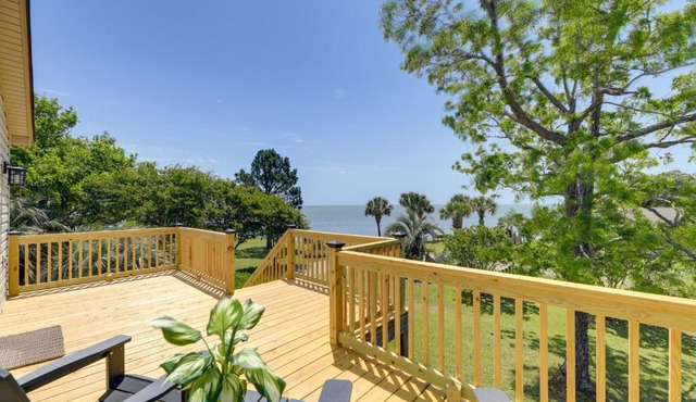 Waterfront Crystal Coast Vacation Rental with Deck!