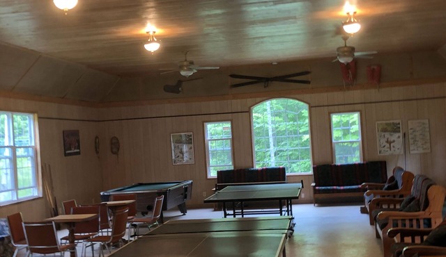 Waterfront Deluxe 3 Bedroom Cottage near Muskoka