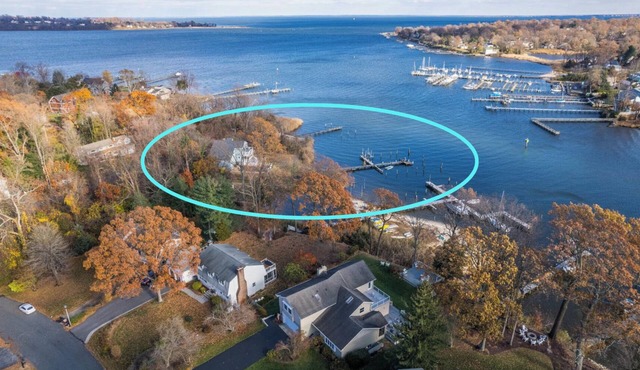 Waterfront, Dock, Private Pool ~ Weekly & Monthly Rentals available!