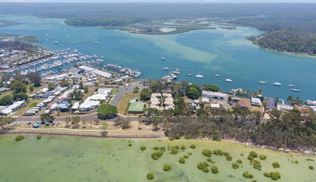 Waterfront, double storey Townhouse