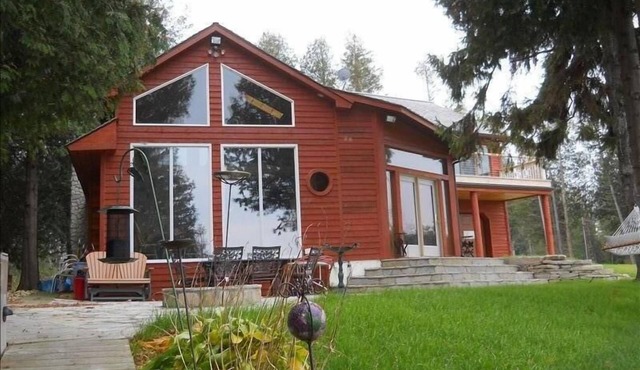 Waterfront Dream Cottage With A Million Dollar View, HARBOR Unit