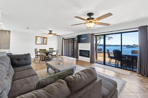 Waterfront Escape 3BR Townhome Pet-Friendly Sleeps 8