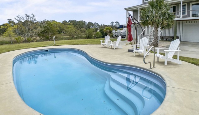 Waterfront Escape - Private Pool, Dock, Minutes to Folly and Downtown Charleston