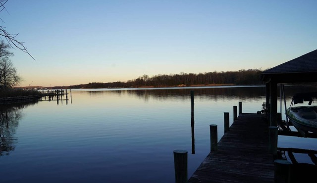 Waterfront Escape w/Private Pier Minutes to BWI