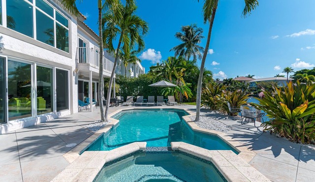 Waterfront Estate Exclusive-Paradise Lighthouse Point Florida Private Pool/Spa
