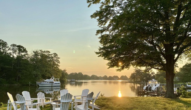 Waterfront Estate. *WALK TO ST. MICHAELS!*