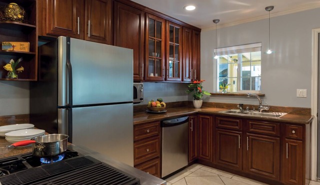 Waterfront Executive Suite - The Lodge At Blue Lakes