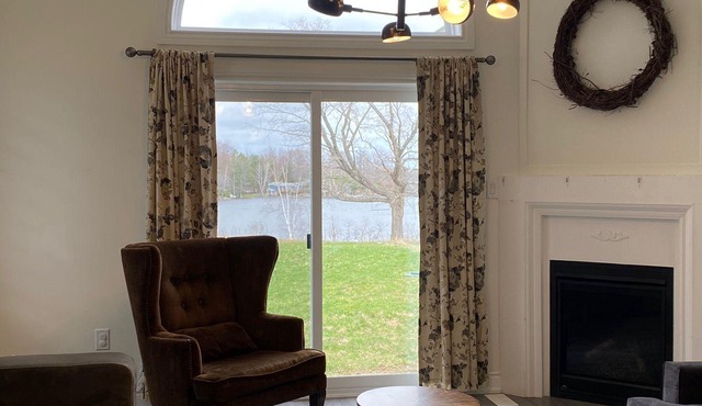 Waterfront Family Getaway ★ Lake St. John