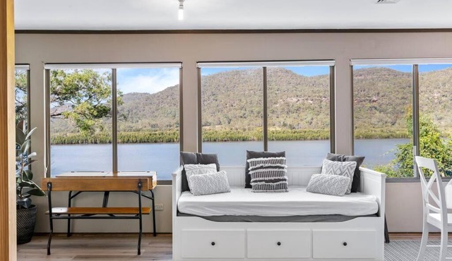 Waterfront Family Holiday Home