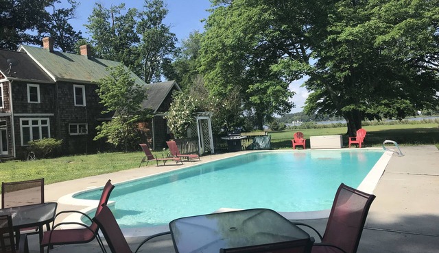 Waterfront Farmhouse, Private Pool, Dock, 2 Master Suites + optional guesthouse