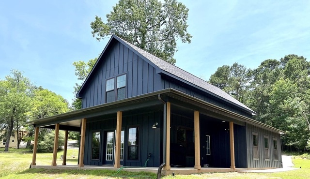Waterfront Farmhouse Getaway. *Newly built